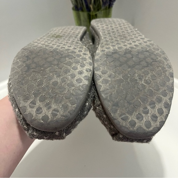 Toms Alpargata Classic Gray with White Dots Fabric Upper Slip-On Shoe - Picture 12 of 12